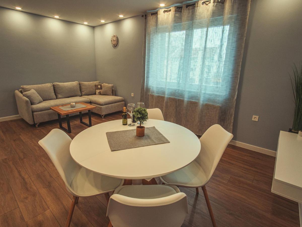 Apartmani Infinity Осиек Экстерьер фото