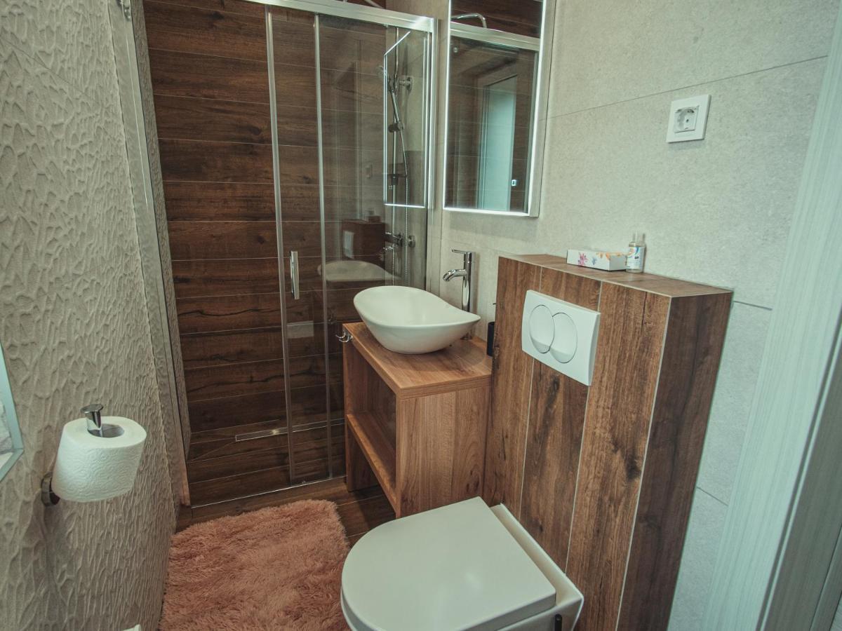 Apartmani Infinity Осиек Экстерьер фото